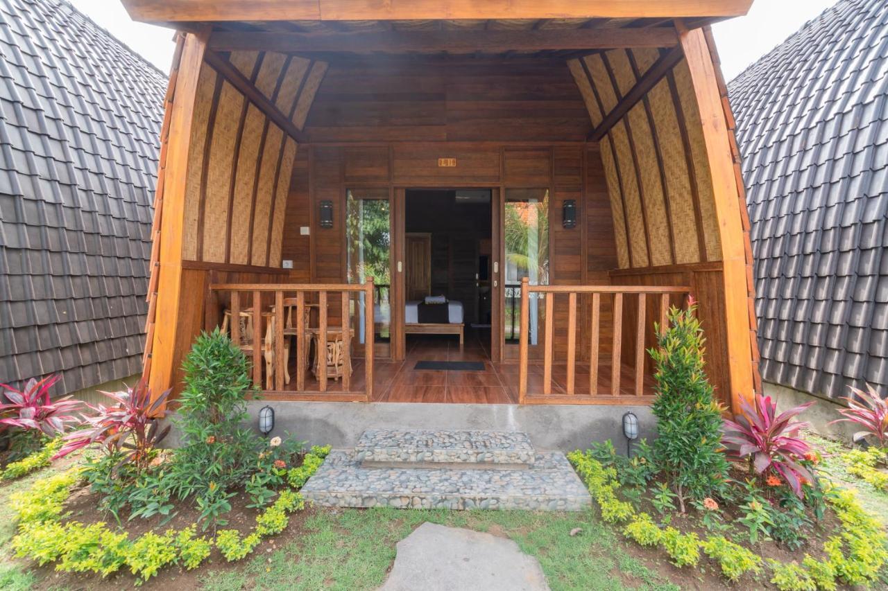 Wooden Puri Guesthouse Uluwatu Kültér fotó