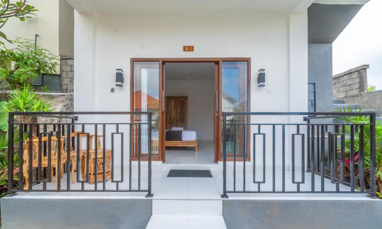 Wooden Puri Guesthouse Uluwatu Kültér fotó